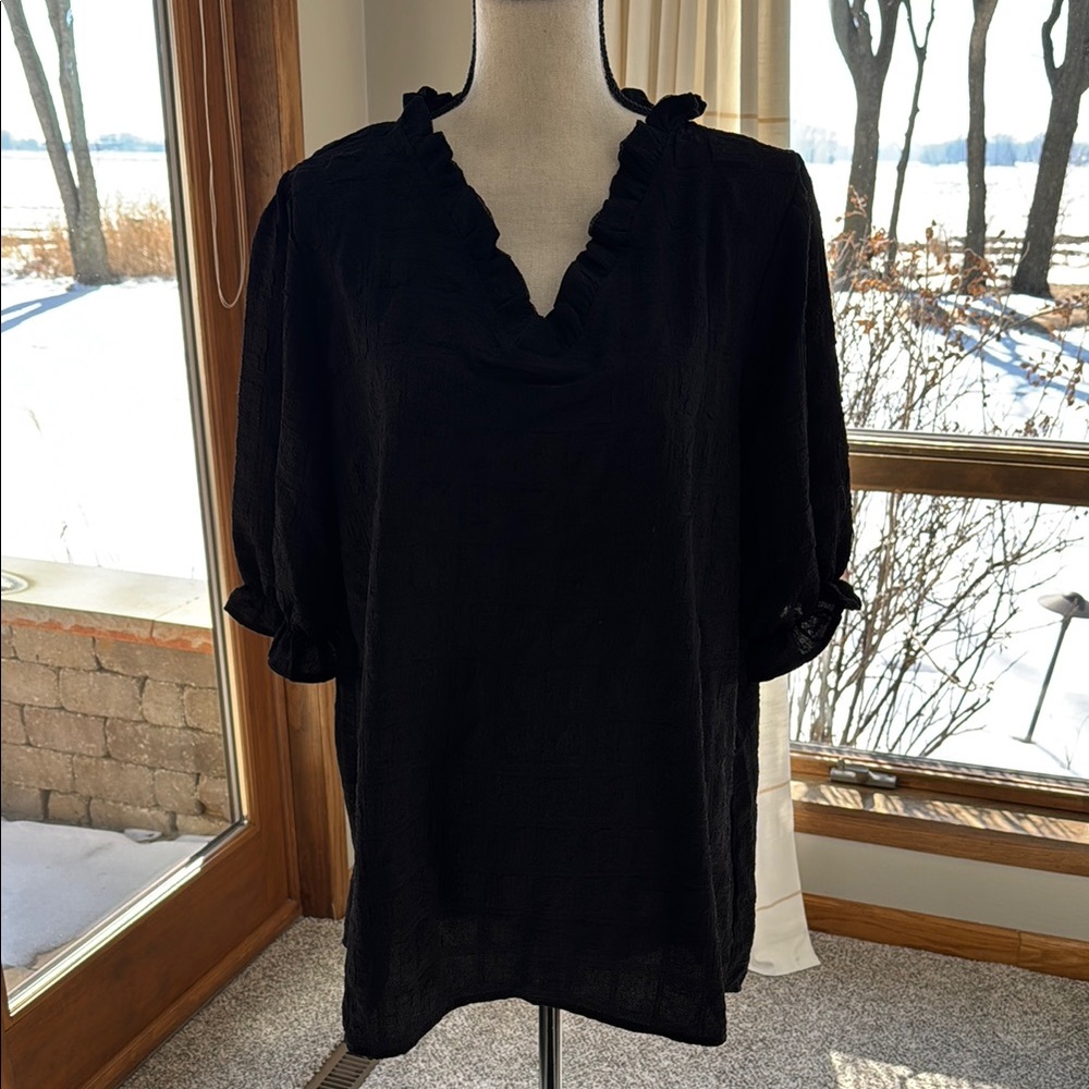 Ruffled Blue Blouse with Three-Quarter Sleeves